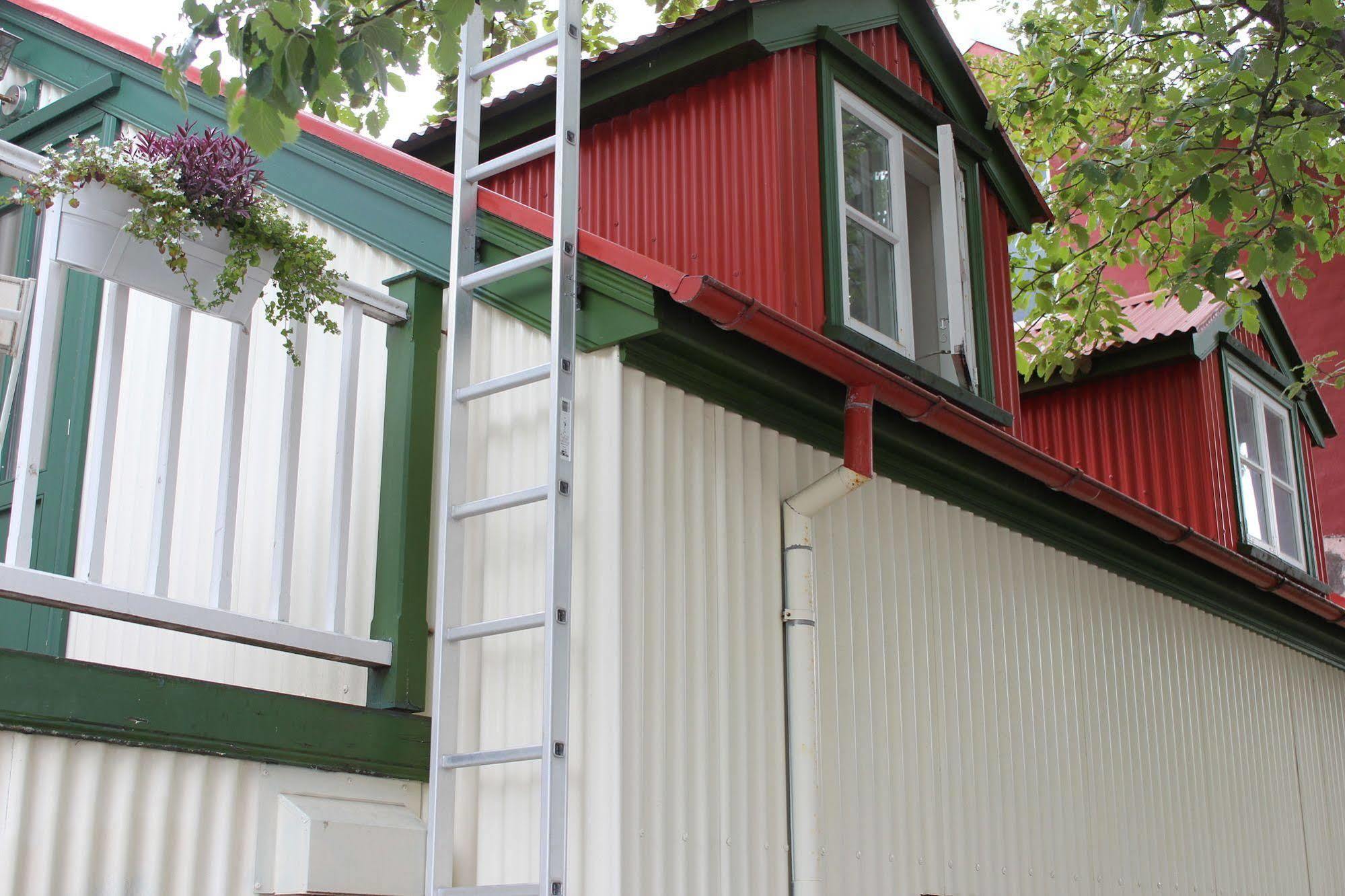 Grettir Guesthouse เรคยาวิก ภายนอก รูปภาพ